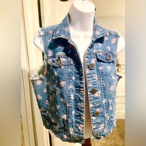 🎉3/$12🎉 Material Girl, Denim Cropped Vest